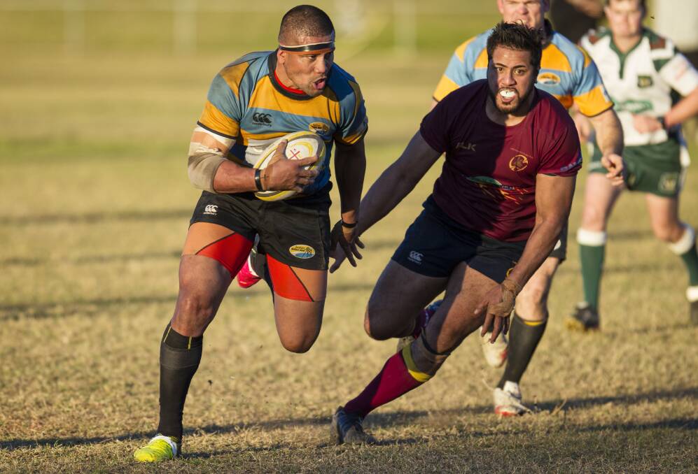 ON THE BURST: Maron Solofuti finds space in Southern Beaches 28-19 win over Lake Macquarie in the Newcastle and Hunter Rugby Union match of the round. Picture: Stewart Hazell