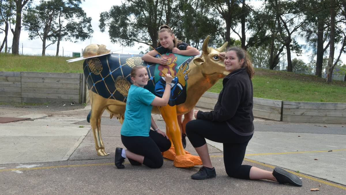 Irrawang High School takes aim at the Archibull Prize