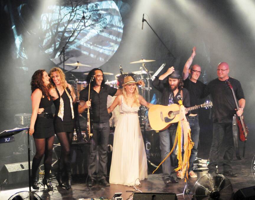 Running In The Shadows: Catch The Australian Fleetwood Mac Show at Nelson Bay Diggers on Saturday.