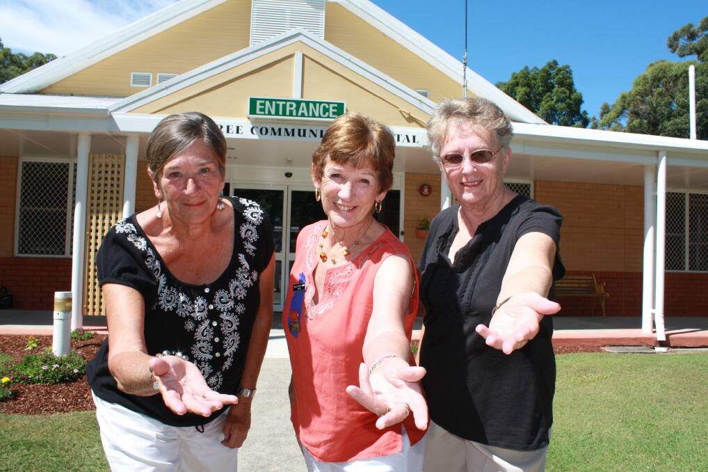 MODELS IN WAITING: Babs Edmonds, Carole Davies and Ann Watson at Tomaree Community Hospital.Picture: Stephen Wark