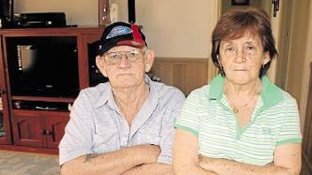 CALL TO ARMS: Kevin and Robyn Mitchell are calling on other residents with television reception issues on the Tomaree Peninsula to get in contact with the Examiner.
