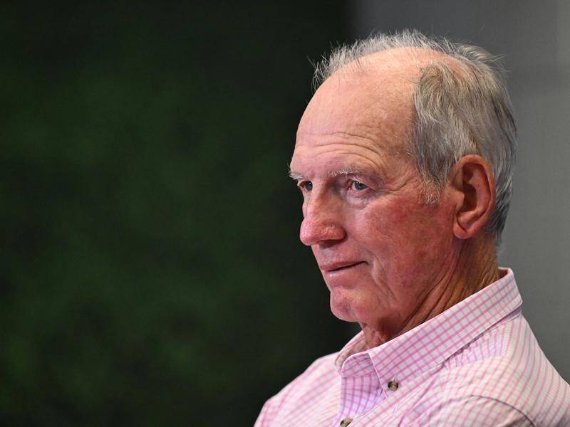 Dolphins boss Wayne Bennett is keen to discuss the newly vacant head coach role at South Sydney. (Dave Hunt/AAP PHOTOS)
