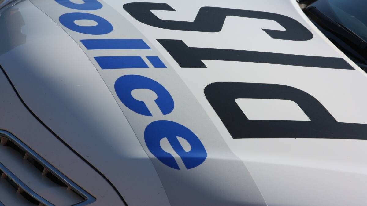 Three arrested in Port Stephens, Sydney drug raids
