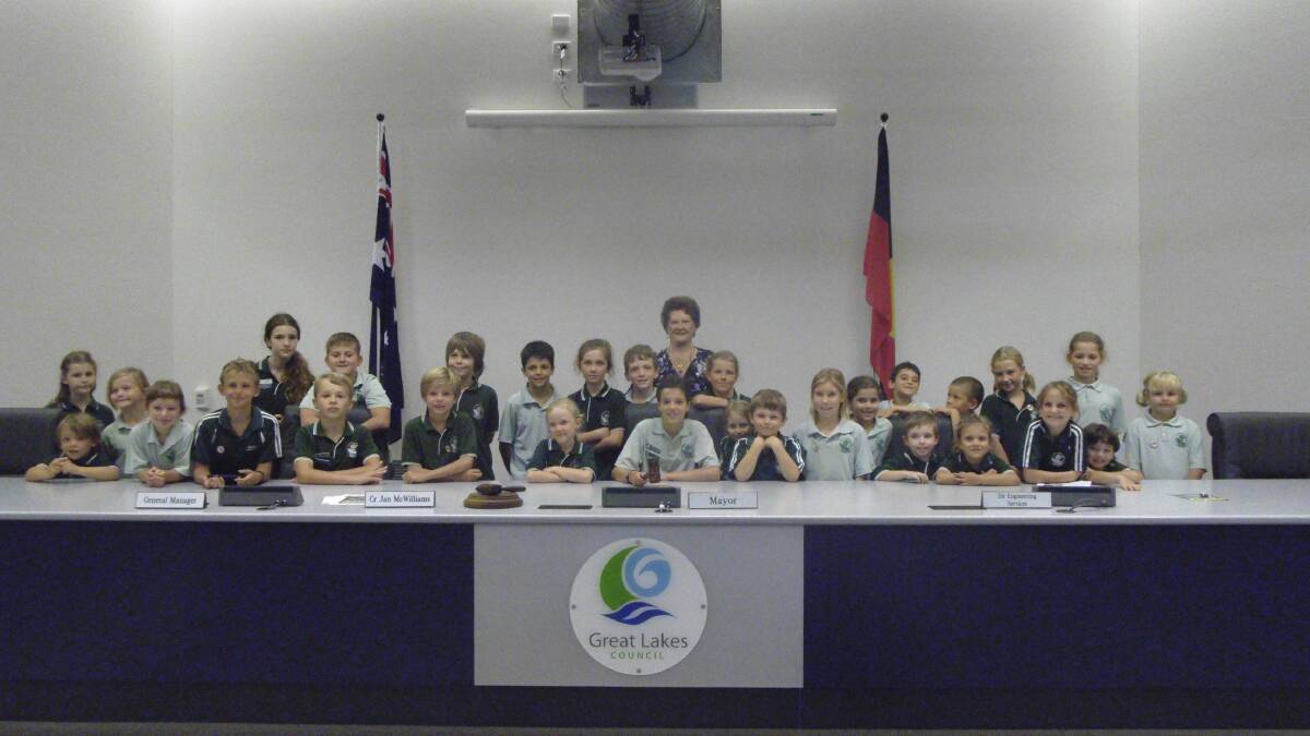 MINI MAYORS: Bungwahl Public School students with Great Lakes mayor Jan McWilliams.