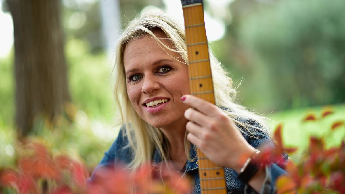 BAY BOUND: Beccy Cole has signed on to play Blue Water Country Music Festival in 2017. Picture: David Mariuz/Fairfax Media