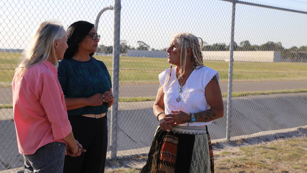 MEETING: Senator Mehreen Faruqi discusses the impact of PFAS contamination with red zone residents Jenny Robinson and Linden Drysdale. Photo: Ellie Marie Watts