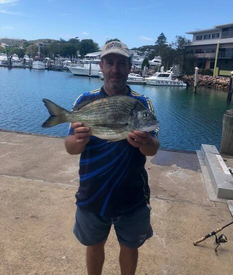 MIGHTY CATCH: Breakwall champion with his monster bream caught on bread bait. Picture: supplied.

