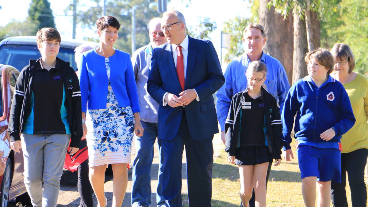 NSW Opposition leader Luke Foley announced Labor will build a high school in Medowie if elected to state government in 2019. 