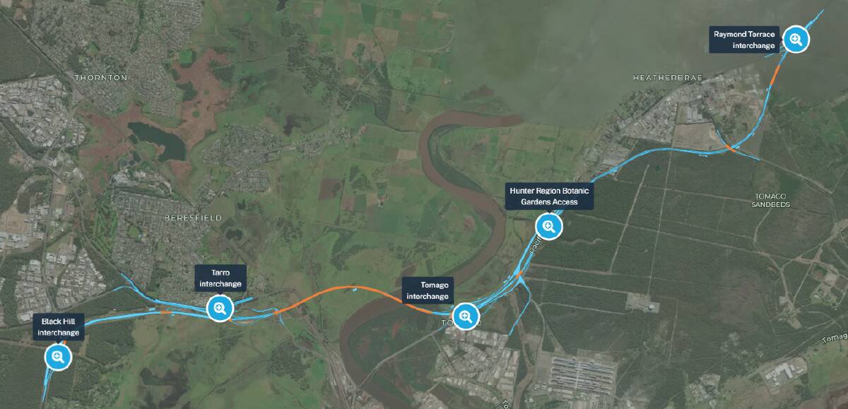 The blue line indicates the proposed M1 extension from Raymond Terrace to Black Hill.