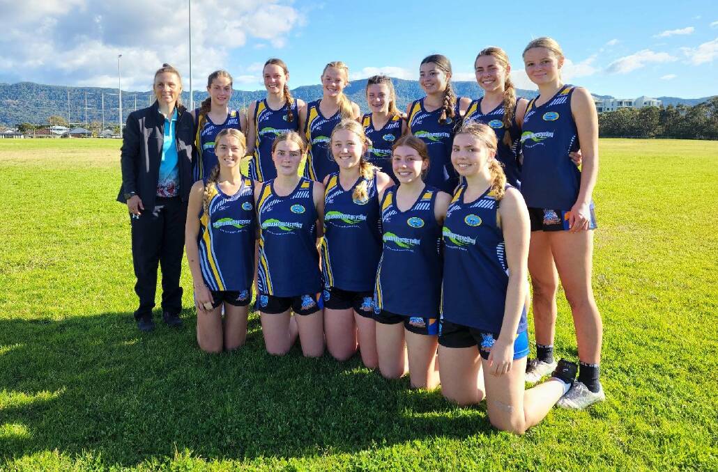 COMPETITIVE: Tomaree High School's year 9 and 10 girls who competed in the 2022 Touch Football NSW All Schools Finals on the Central Coast on August 2.