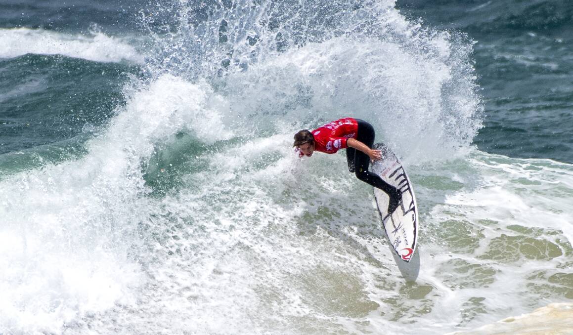 Men's QS1000 competitors battled wild conditions on the opening day of the Port Stephens Toyota NSW Pro. Pictures: Thomas Bennett / WSL 