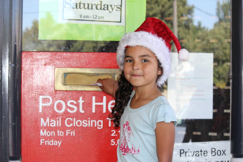 Calling on kids to send mail to Santa