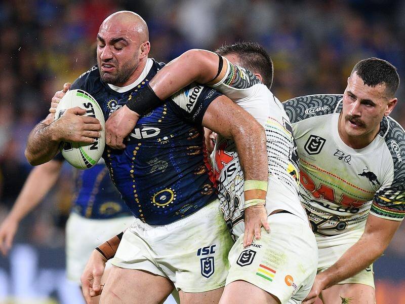 Tim Mannah (left) will see out the season with the Eels.