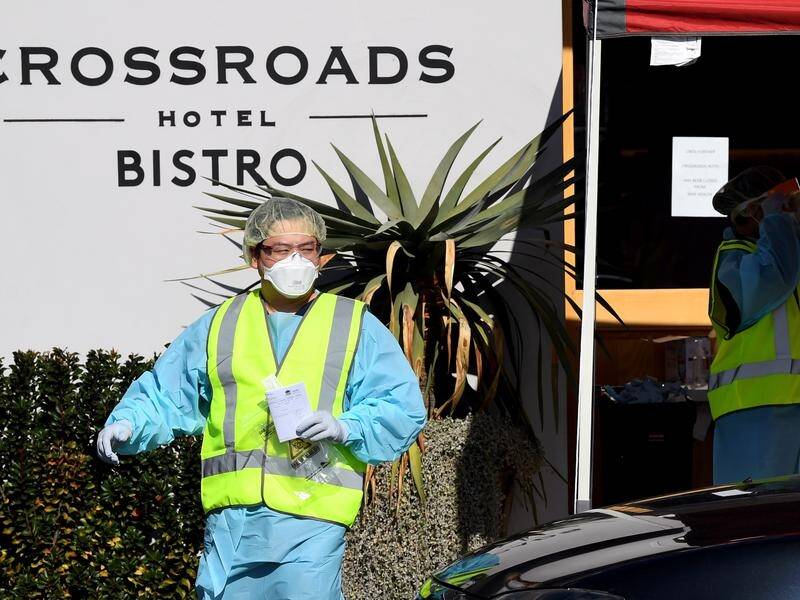 The source of Sydney's Crossroads Hotel cluster is a Melbourne man who attended a party there.