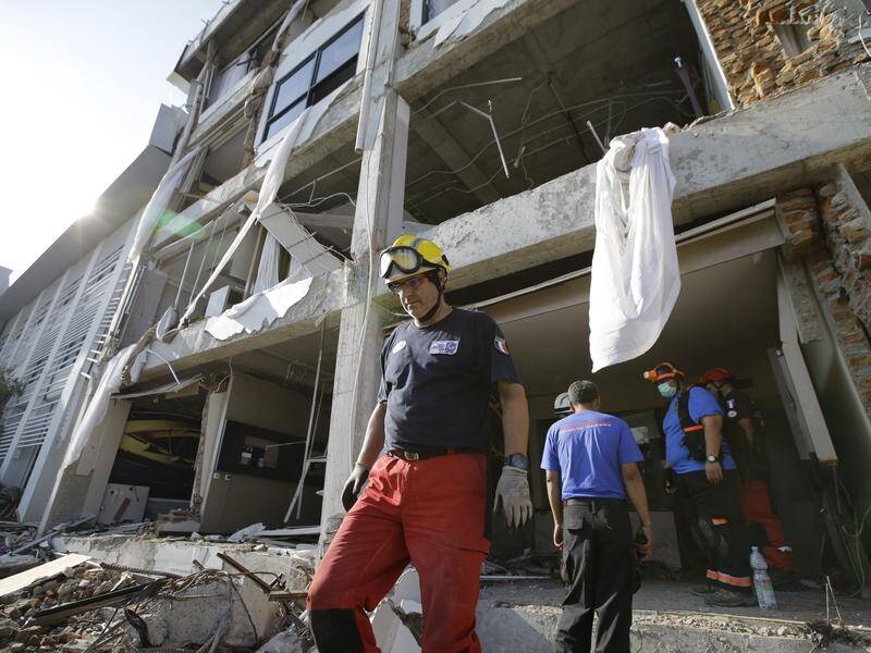 French rescuers were unable to find signs of life in the rubble of a Palu hotel.
