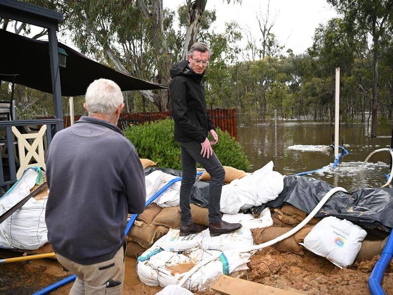 NSW Premier Dominic Perrottet has toured the flooded southern border town of Moama. (James Ross/AAP PHOTOS)