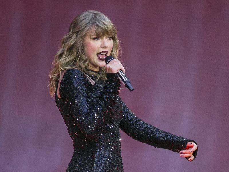 Taylor Swift has reignited a feud with her former record label over an unapproved album release.