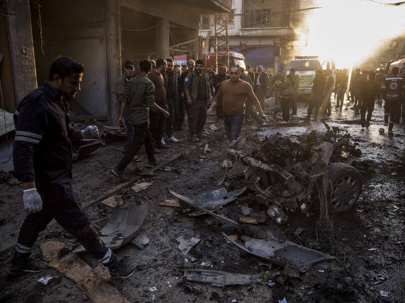 Three vehicle bomb blasts in the northeast Syrian city of Qamishli have killed five and wounded 26.