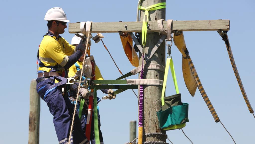 More than 20,000 Ausgrid customers across parts of Sydney, Newcastle, Central Coast and the Hunter Valley lost power on Monday night after gale-force winds ripped through the regions.