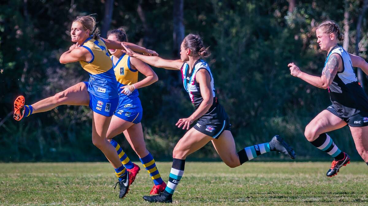 All the action from the Black Diamond AFL Womens tenth round.