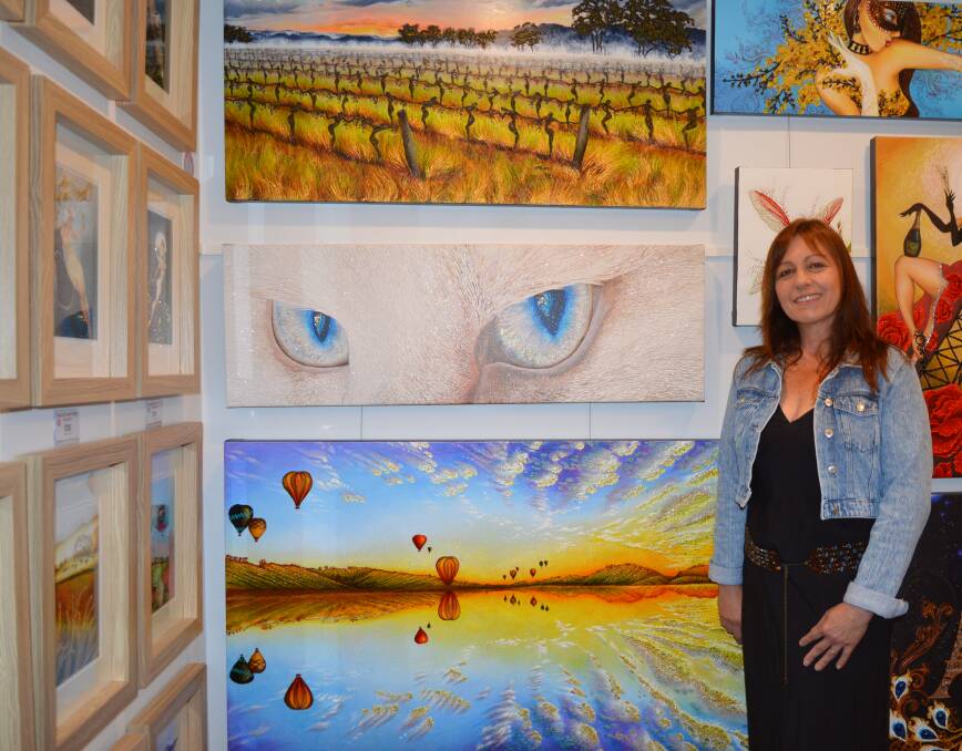 Tanya Loviz at Loviz Arts Gallery in the Rydges Resort Hunter Valley. 